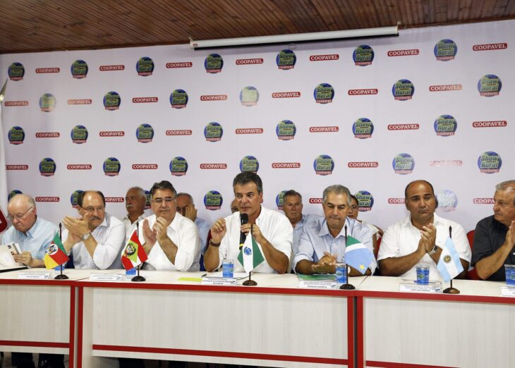 Governadores assinam resolução para integrar inspeção de produtos de origem animal Governadores assinam resolução para integrar inspeção de produtos de origem animal