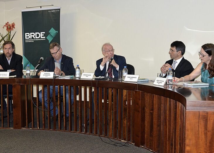 Conservação do bioma Pampa é foco de oficina promovida pelo BRDE e BirdLife/SAVE Brasil Conservação do bioma Pampa é foco de oficina promovida pelo BRDE e BirdLife/SAVE Brasil