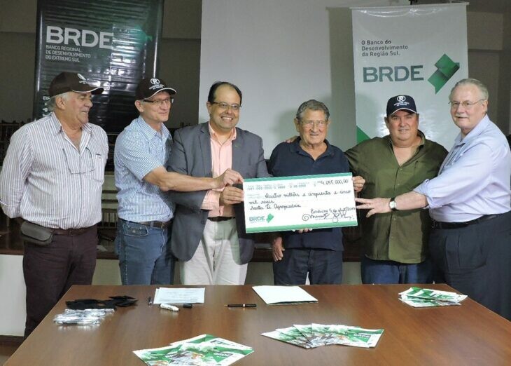 BRDE repassa R$ 21 milhões a empresários e produtores rurais durante a Expolondrina