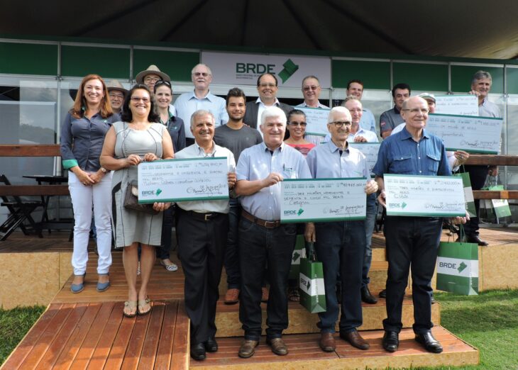 BRDE libera no Show Rural Coopavel R$ 45,2 milhões a empresas e cooperativas