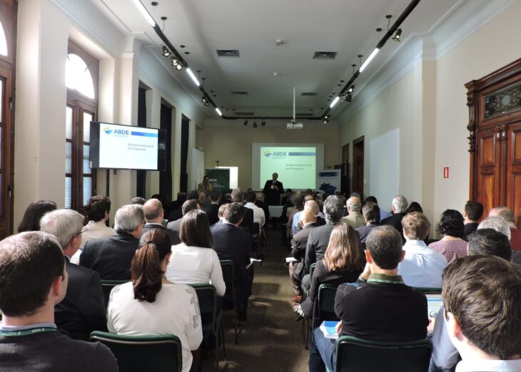 Instituições financeiras defendem investimentos em infraestrutura para alavancar desenvolvimento Instituições financeiras defendem investimentos em infraestrutura para alavancar desenvolvimento