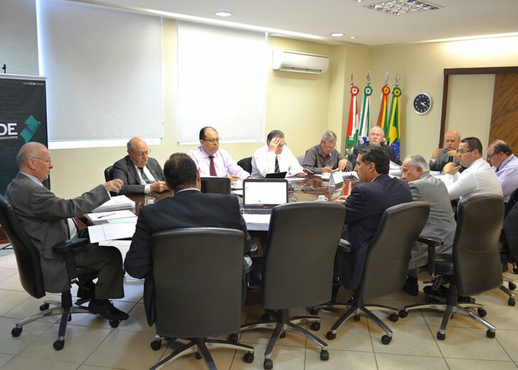 Capital do BRDE atinge R$ 971 milhões Capital do BRDE atinge R$ 971 milhões