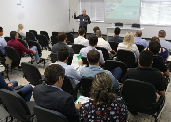 BRDE apresenta fontes de financiamento para empresários em Joaçaba BRDE apresenta fontes de financiamento para empresários em Joaçaba
