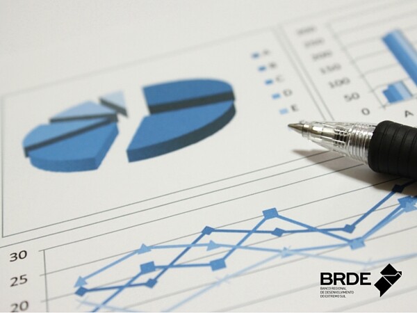 BRDE encerra 2015 com lucro de R$ 263 milhões BRDE encerra 2015 com lucro de R$ 263 milhões