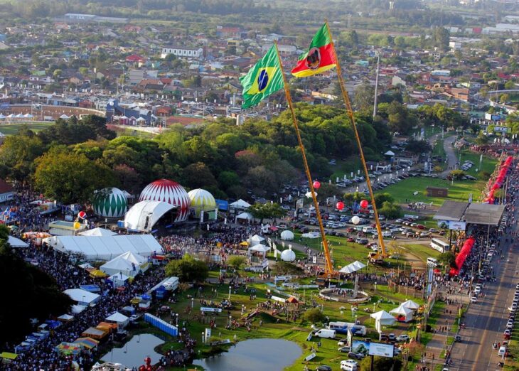 Com foco no agro sustentável, BRDE terá R$ 250 milhões para novos financiamentos durante a Expointer 2022 Com foco no agro sustentável, BRDE terá R$ 250 milhões para novos financiamentos durante a Expointer 2022