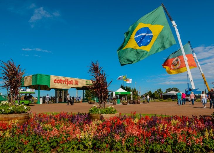 Com foco no agro sustentável, BRDE prevê R$ 250 milhões para novos financiamentos na Expodireto 2024 Com foco no agro sustentável, BRDE prevê R$ 250 milhões para novos financiamentos na Expodireto 2024