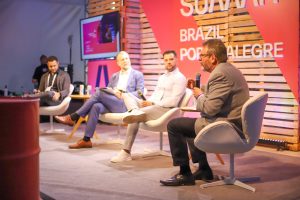 Wilson Bley Lipski fala durante painel no South Summit Porto Alegre 2024