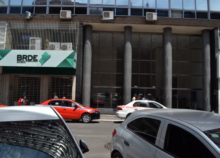BRDE alcança limite de operações em LCDs fixado para o ano BRDE alcança limite de operações em LCDs fixado para o ano